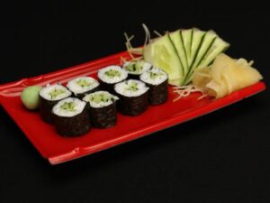 Hossomaki pepino (8 unidades)