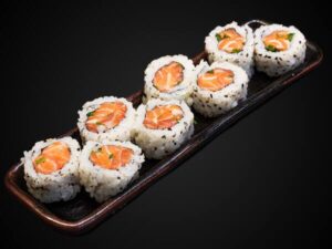 Uramaki salmão (8 unidades)