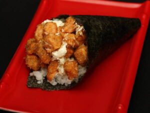 temaki salmão empanado e frito