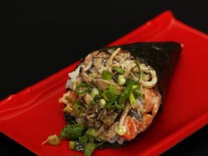 temaki shimeji salmão cru